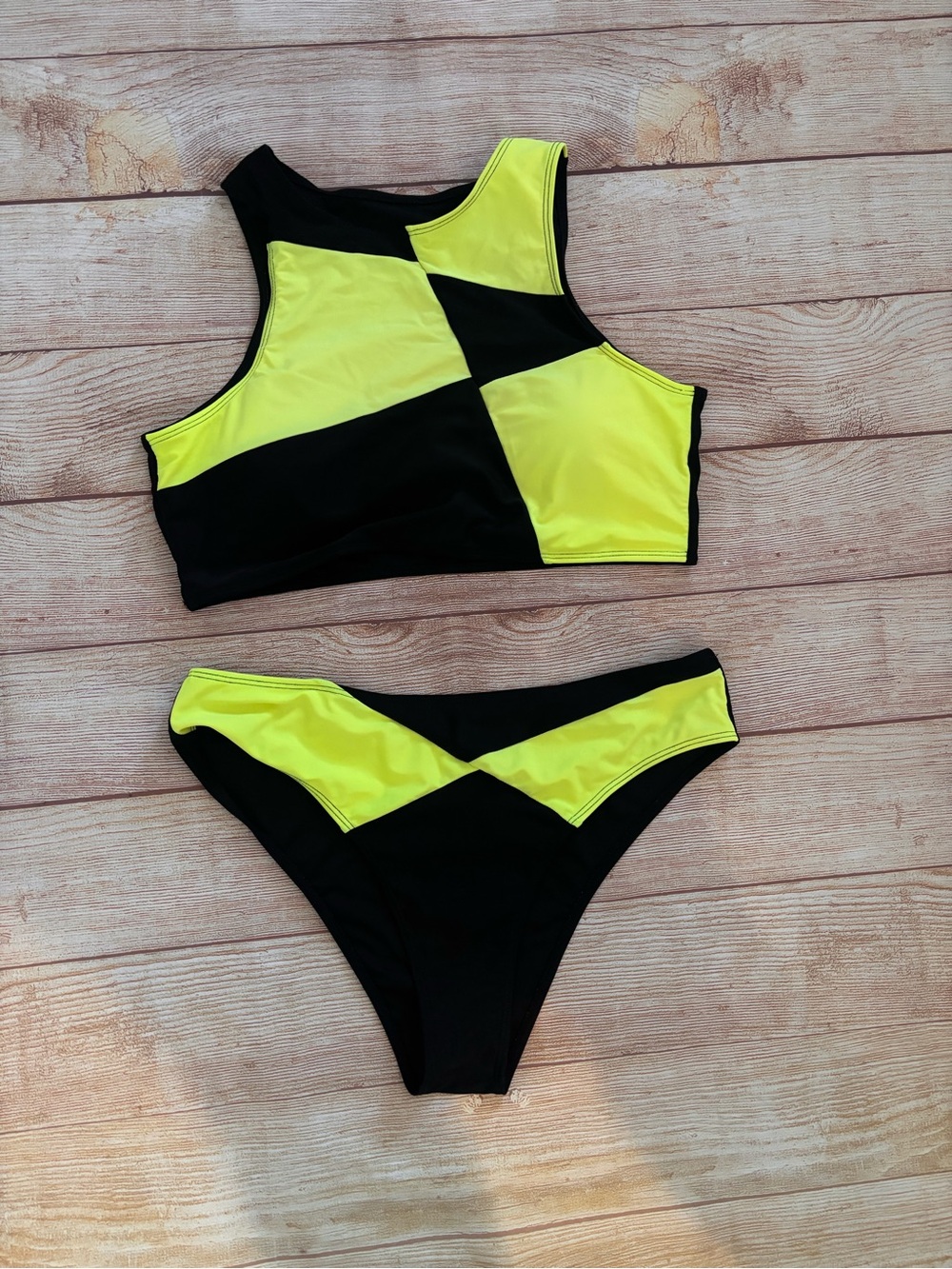 Women’s 2 piece bathing suit